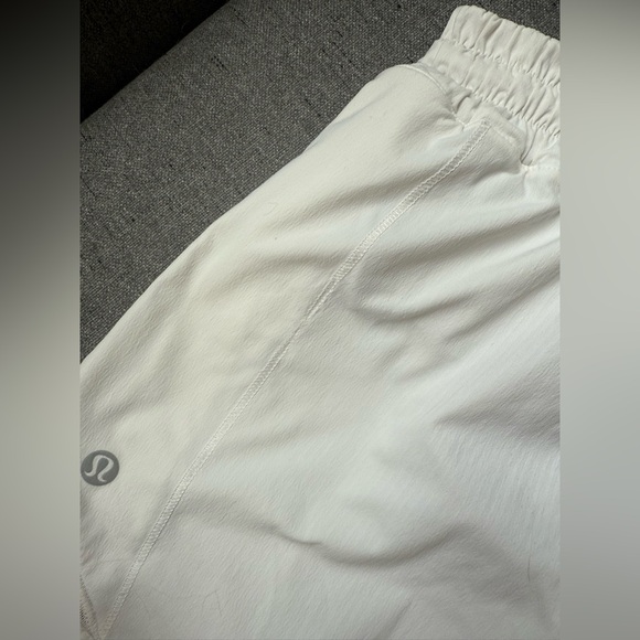 Lululemon Hotty Hot Hight rise Shots size 8 Tall - Picture 8 of 10